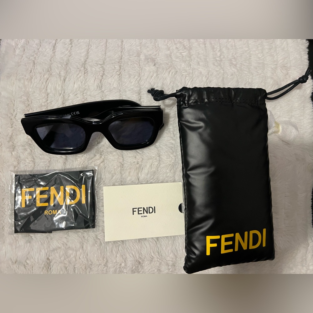 Fendi Black Sunglasses